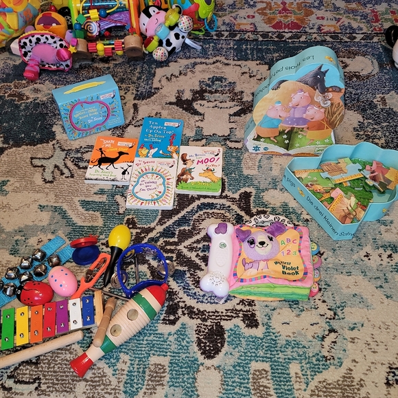 Meet your Posher, Liz Davis - Picture 13 of 16